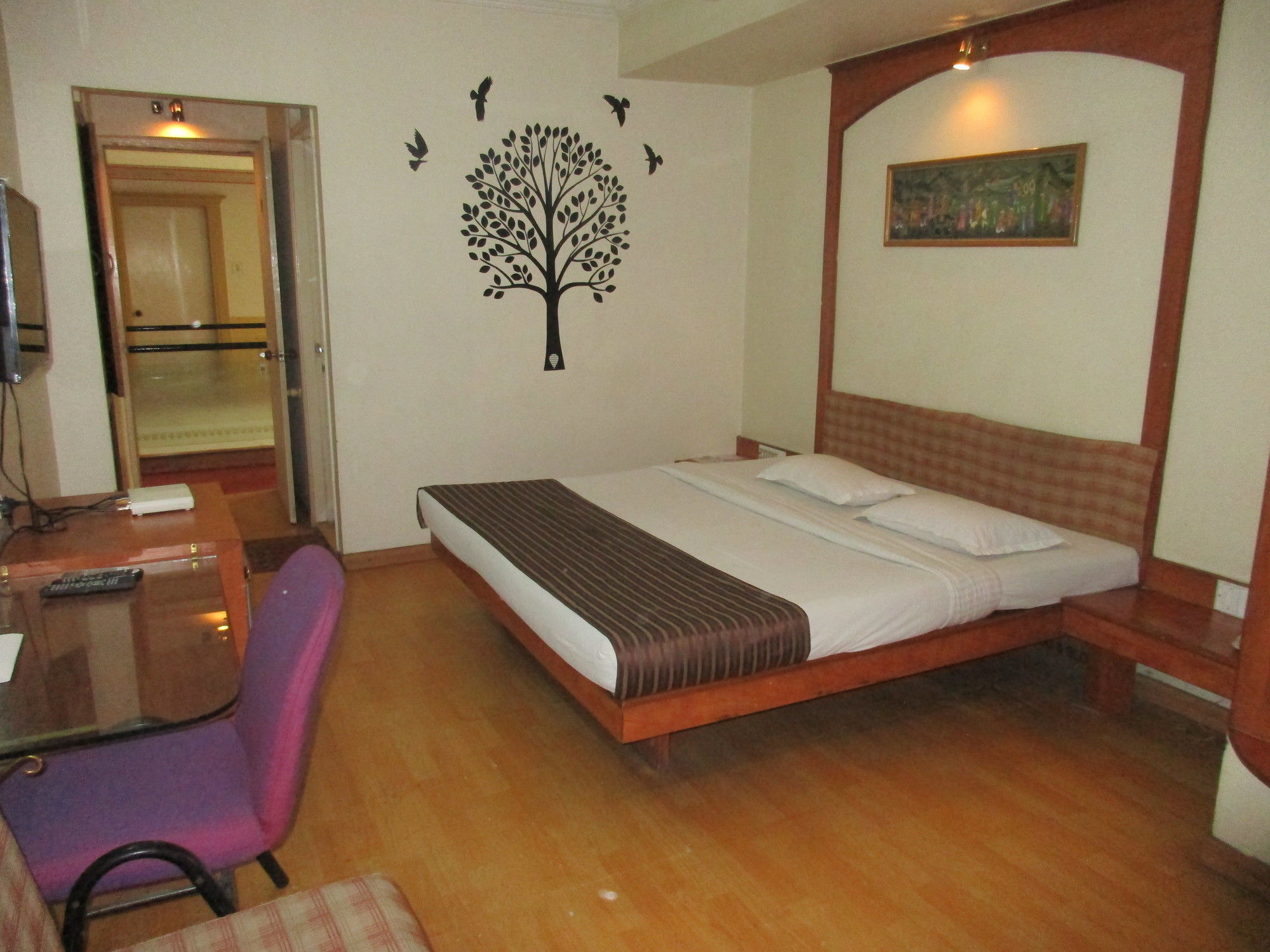 Hotel Sahaj Palace อาเมดาบัด ภายนอก รูปภาพ